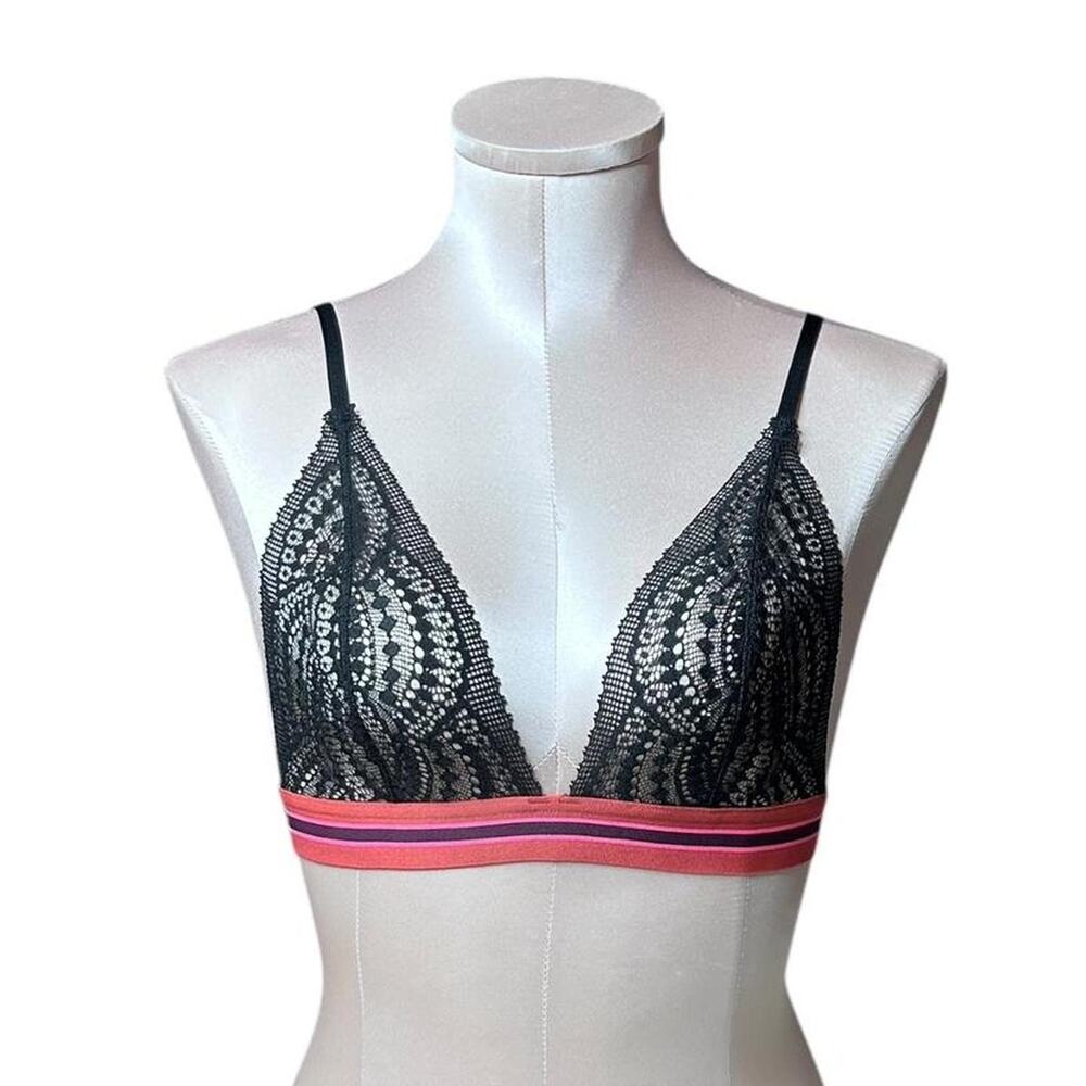 Victoria’s Secret super sexy bralette!